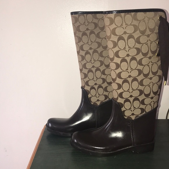 Coach rain boots. - Picture 4 of 4